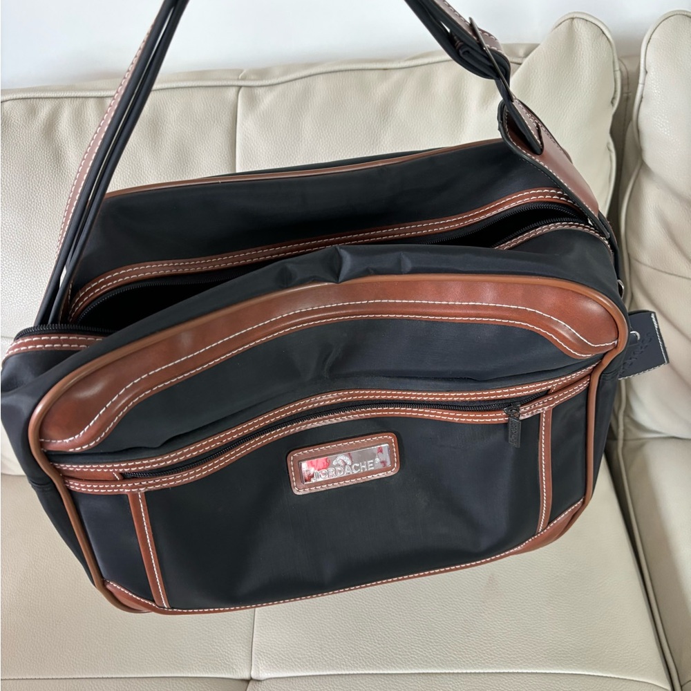 JORDACHE TOTE Men’s BAG Black And  Brown NWT